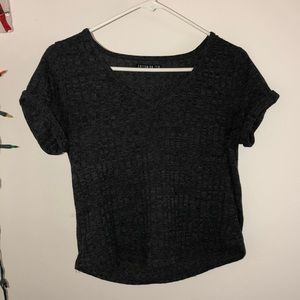 Ribbed gray v-neck